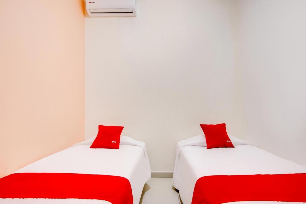 Hotel La Estancia Colima Kültér fotó